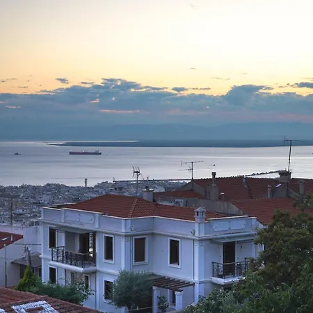 Charis Beyond The Castle Thessalonique